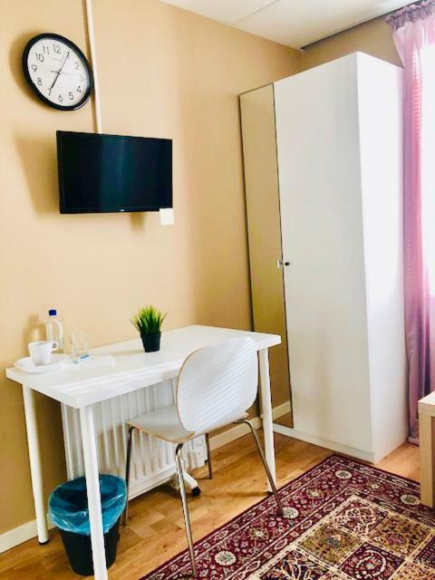 Golden Hostel Jarfalla Ngoại thất bức ảnh